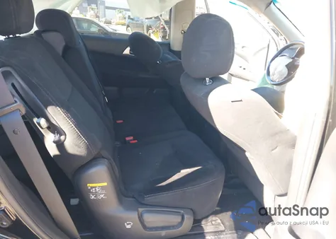 2016 Nissan Pathfinder Sv z USA, uszkodzony, nr VIN 5N1AR2MN0GC667876